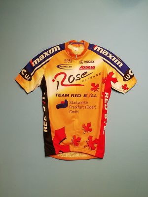ROSE VERSAND-RED BULL 2000